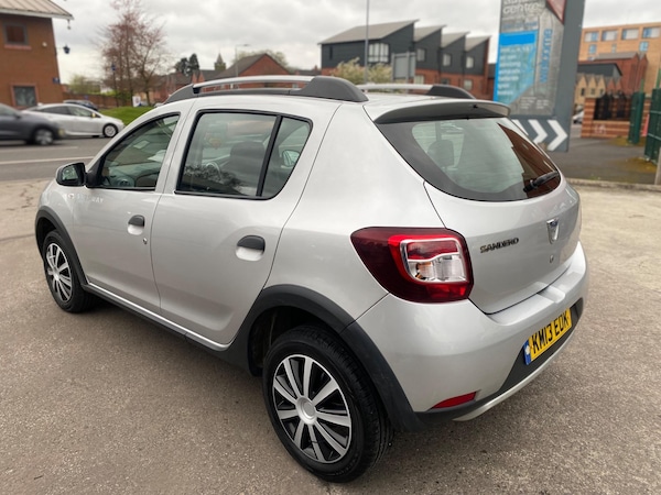 Used Dacia Sandero Stepway 2013 for sale - 74596187: Photo 8