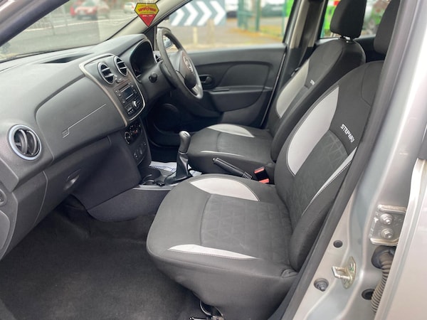 Used Dacia Sandero Stepway 2013 for sale - 74596187: Photo 9