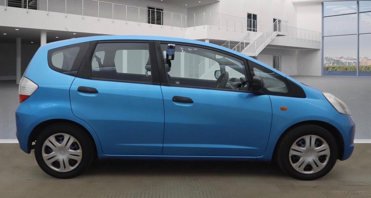 Used Honda Jazz 2009 for sale - 77957719: Photo 5