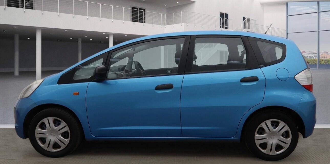 Used Honda Jazz 2009 for sale - 77957719: Photo 6