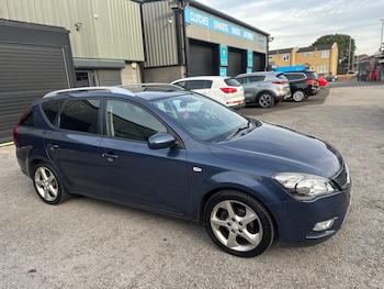 Used Kia Ceed 2011 for sale - 76012436: Photo