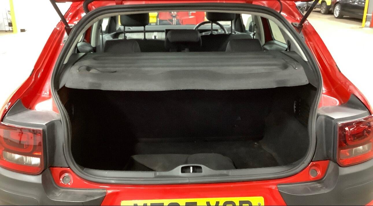 Used Citroen C4 Cactus for sale - 76997647: Photo 7