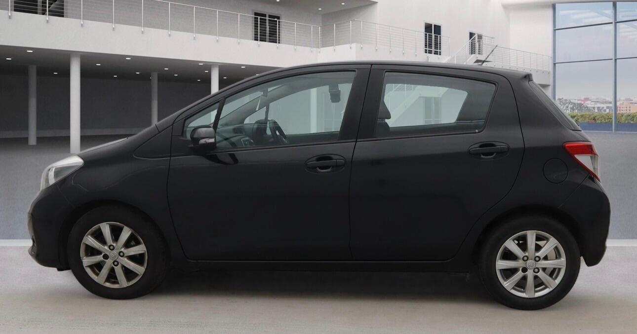 Used Toyota Yaris for sale - 77670943: Photo 6