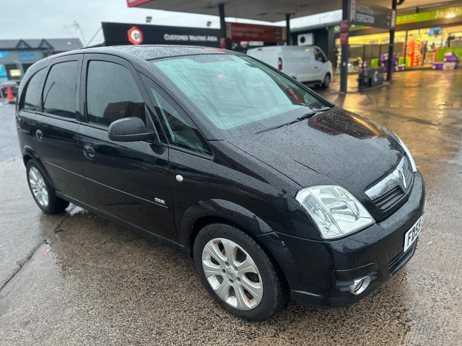 Used Vauxhall Meriva 2010 for sale - 77130661: Photo 4