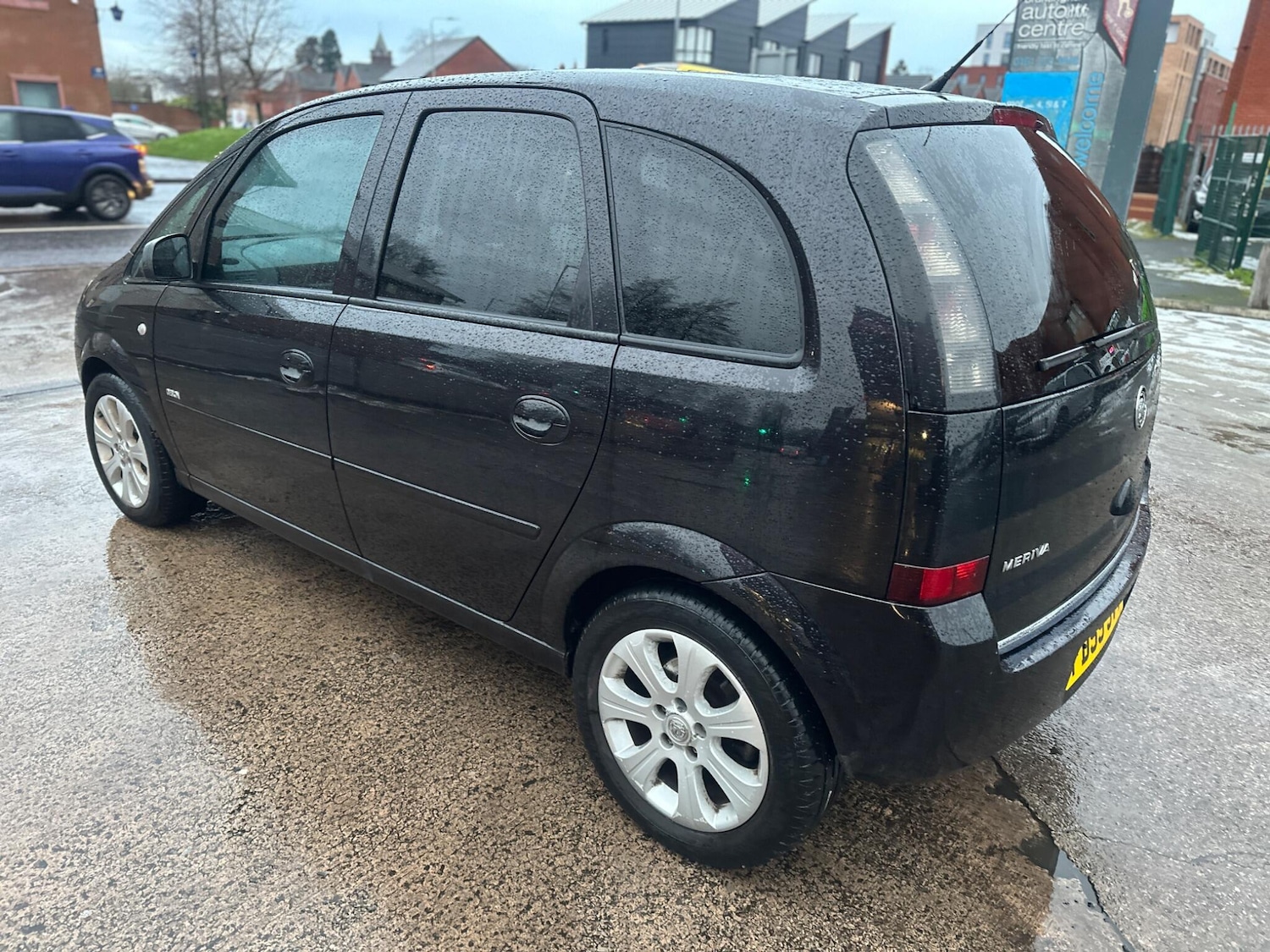Used Vauxhall Meriva 2010 for sale - 77130661: Photo 7