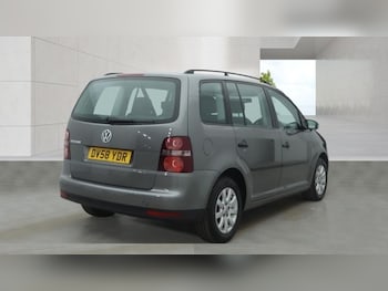 Used Volkswagen Touran 2008 for sale - 78688301: Photo