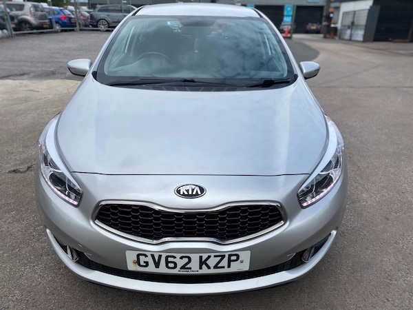 Used Kia Ceed 2013 for sale - 75327126: Photo 2
