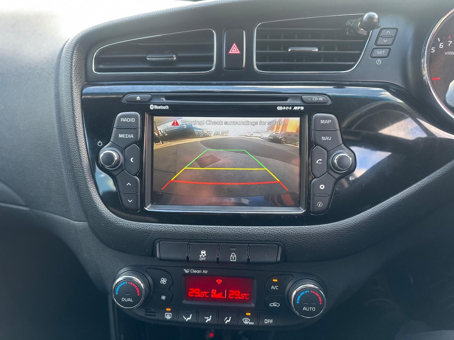 Used Kia Ceed 2014 for sale - 76991963: Photo 11