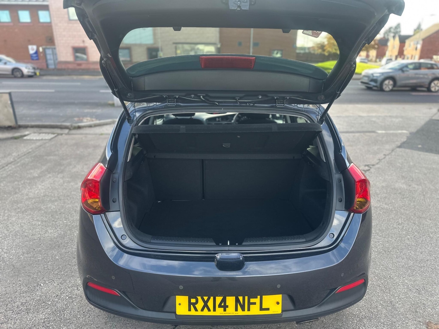 Used Kia Ceed 2014 for sale - 76991963: Photo 17