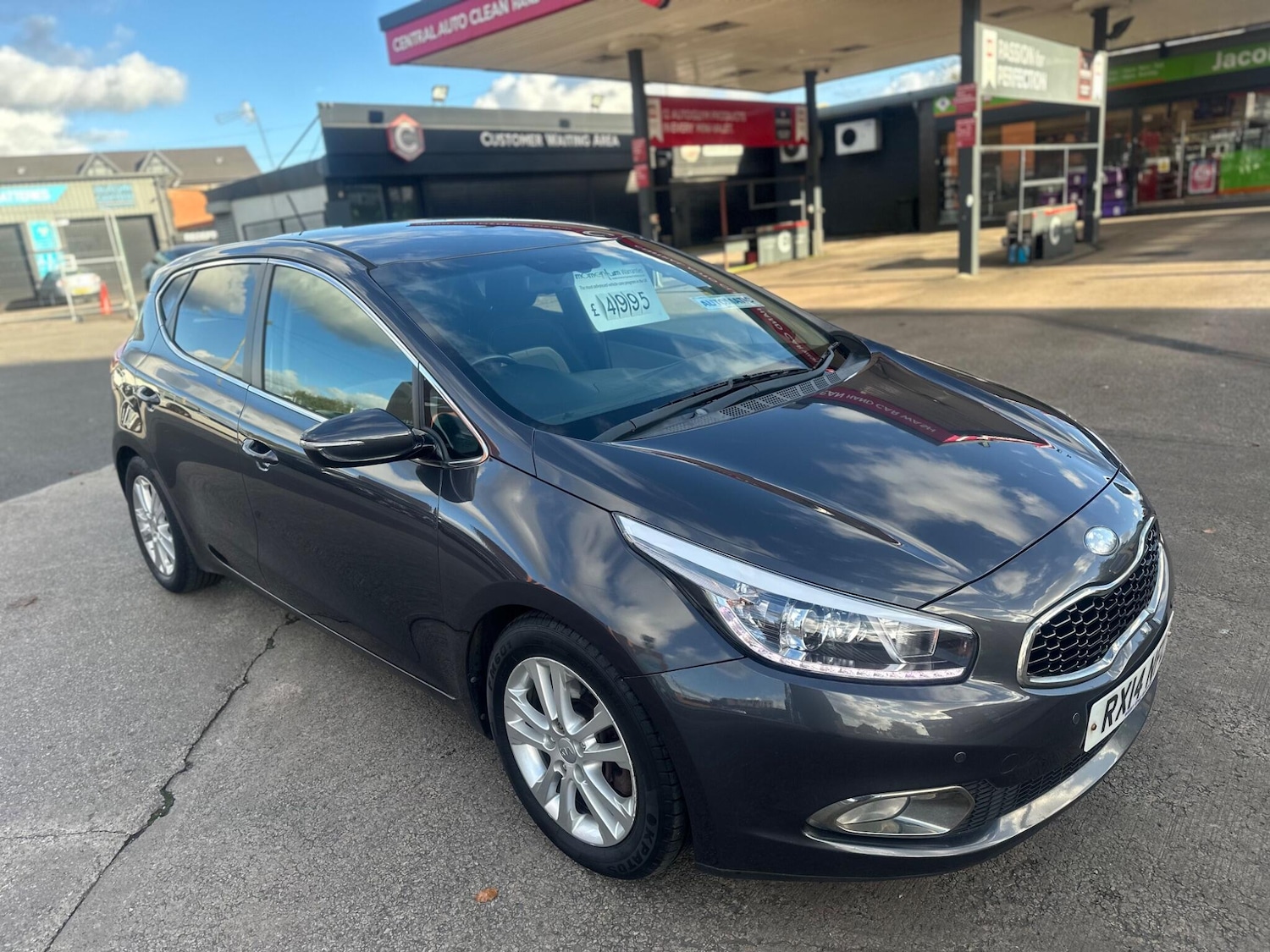 Used Kia Ceed 2014 for sale - 76991963: Photo 4
