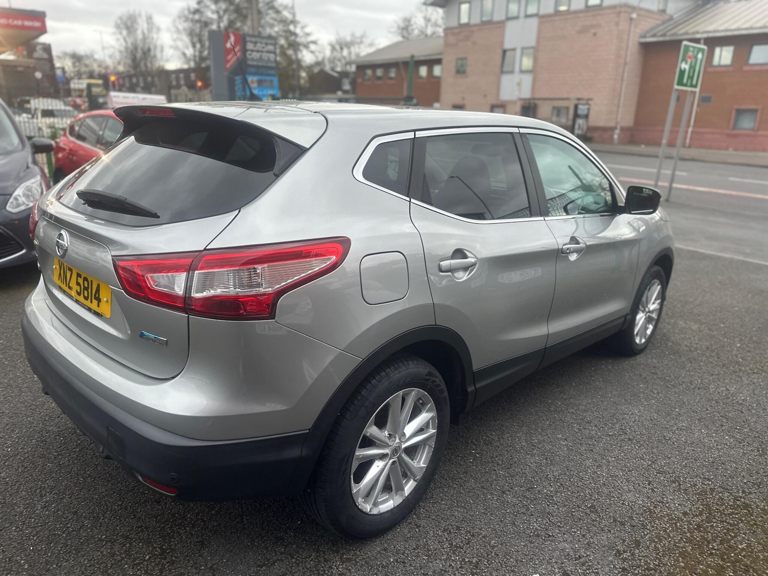 Used Nissan Qashqai for sale - 77671332: Photo 27