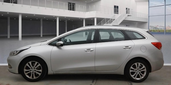 Used Kia Ceed 2014 for sale - 76200919: Photo 4