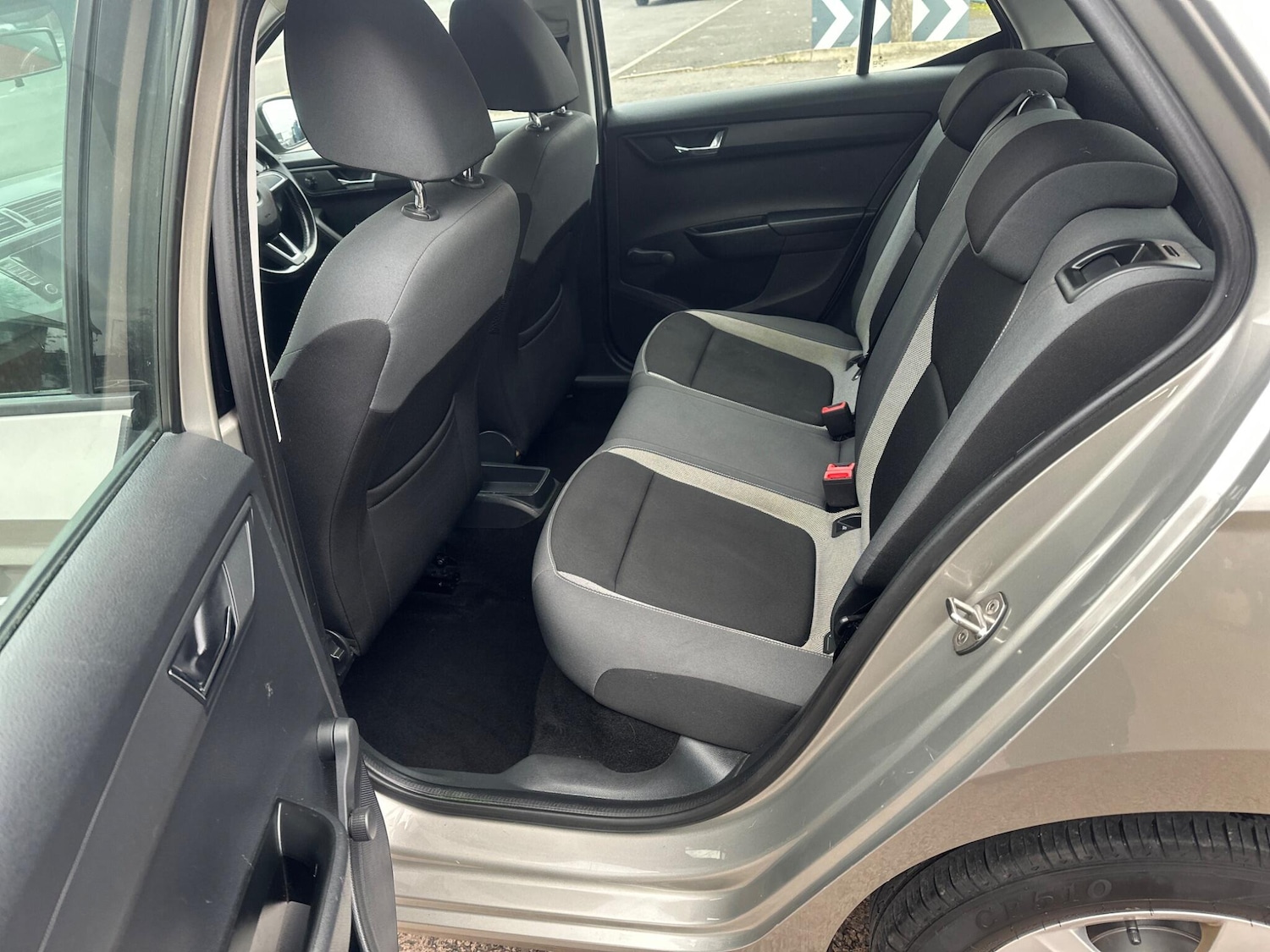 Used Skoda Fabia 2015 for sale - 77067295: Photo 9