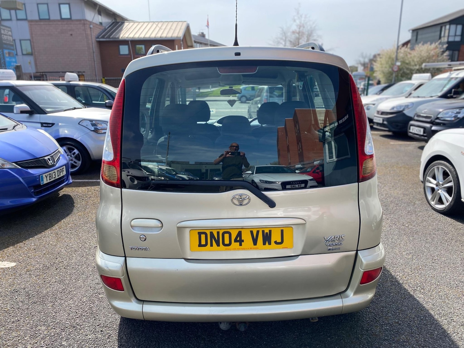 Vehicle 29