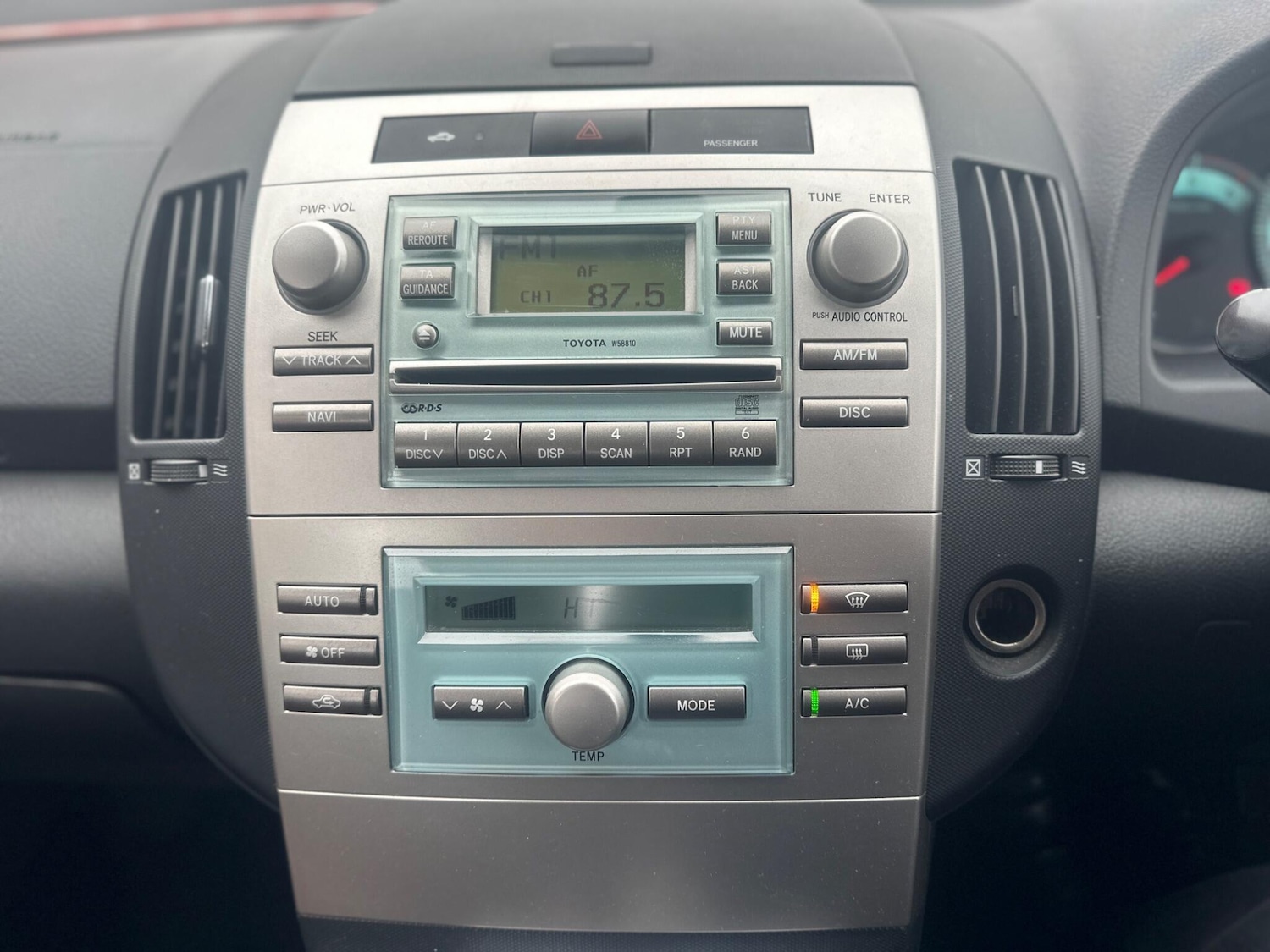 Used Toyota Corolla Verso 2006 for sale - 78062769: Photo 17