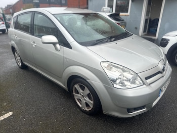 Toyota Corolla Verso feature image