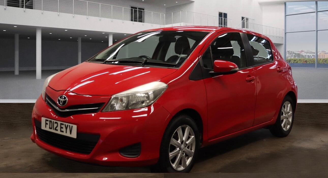 Used Toyota Yaris 2012 for sale - 76484359: Photo 1