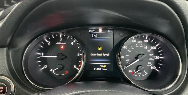 Used Nissan Qashqai 2015 for sale - 76167374: Photo 9