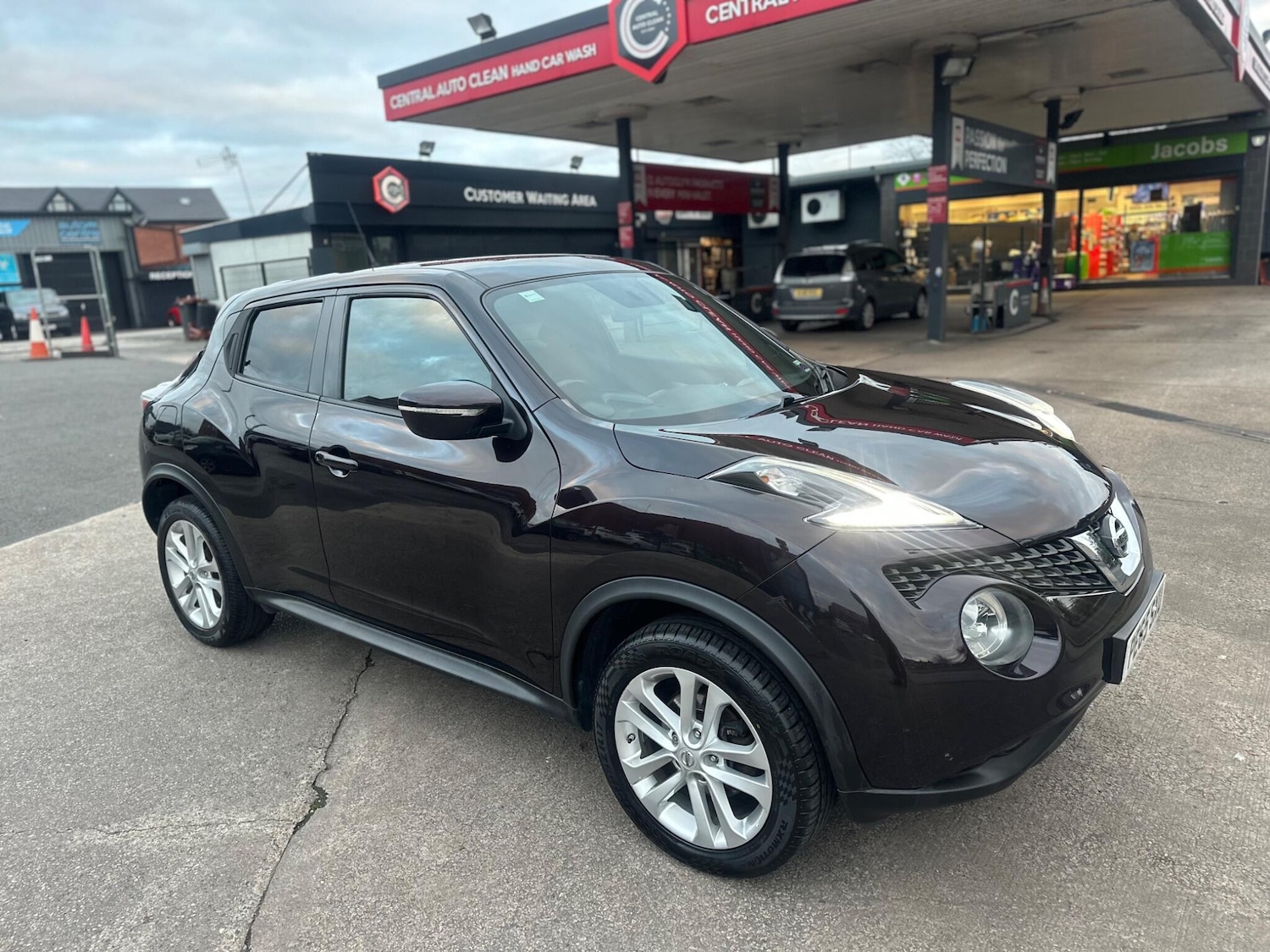 Used Nissan Juke 2015 for sale - 76666661: Photo 19