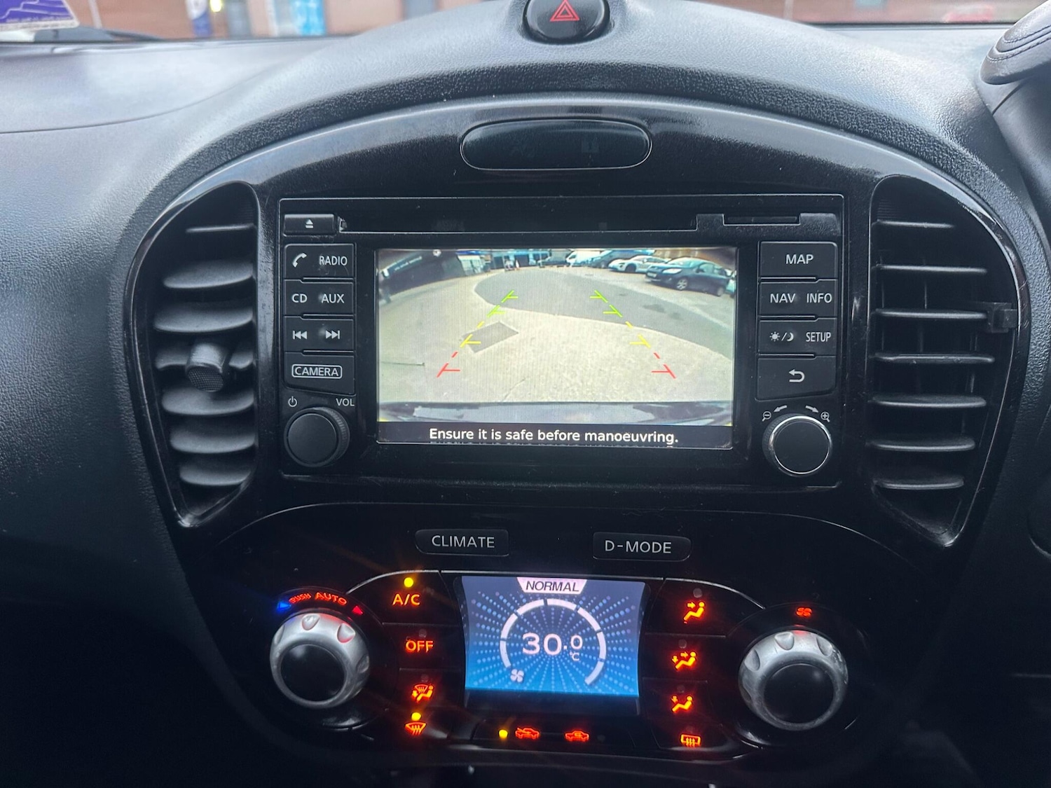 Used Nissan Juke 2015 for sale - 76666661: Photo 31