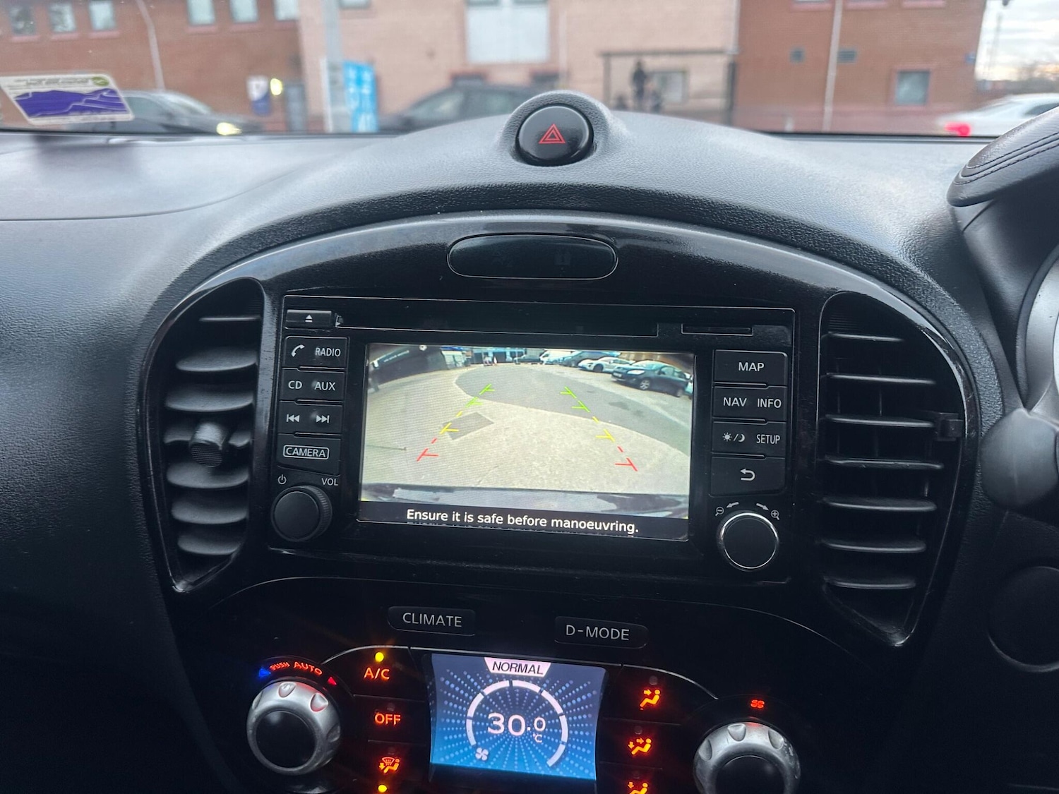 Used Nissan Juke 2015 for sale - 76666661: Photo 34