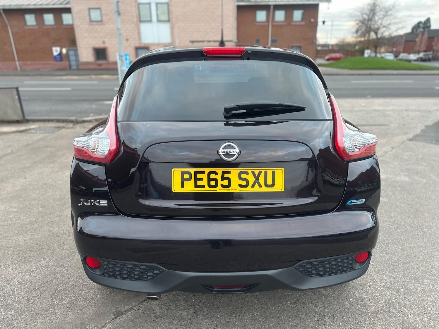Used Nissan Juke 2015 for sale - 76666661: Photo 6