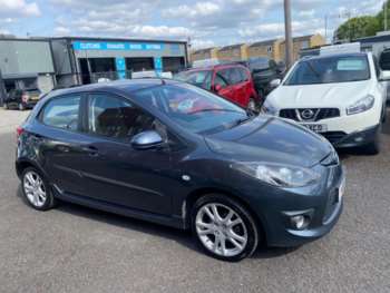 Used Mazda Mazda2 2010 for sale - 74862055: Photo