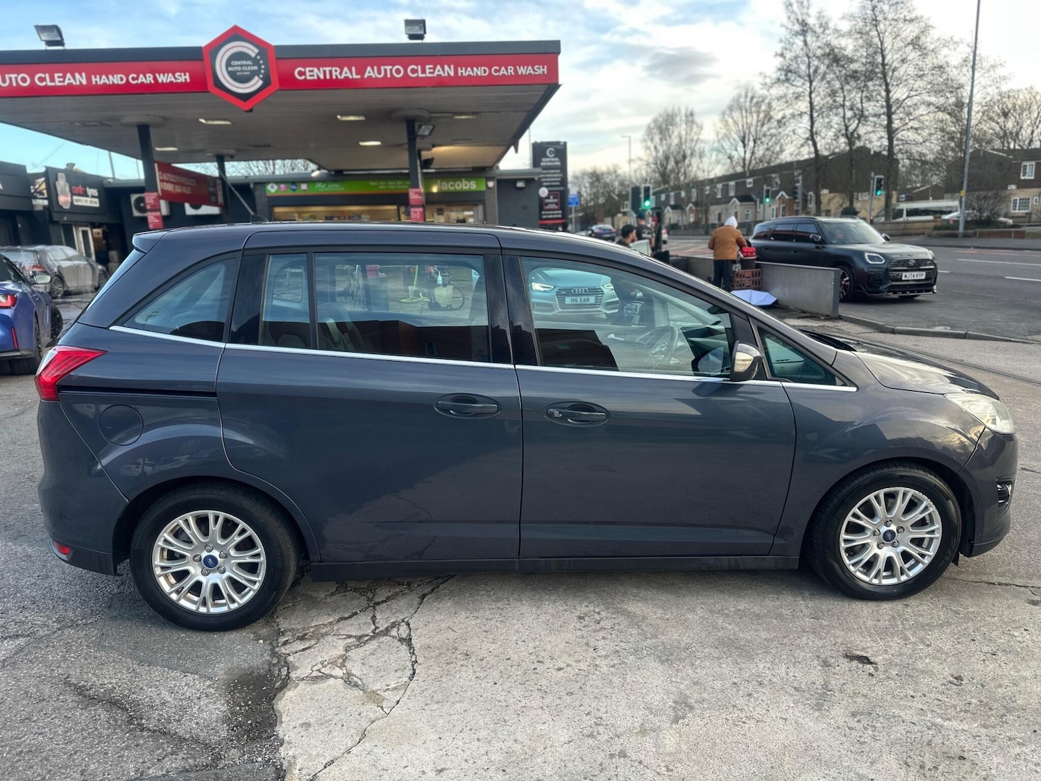 Used Ford Grand C-Max for sale - 77825245: Photo 5