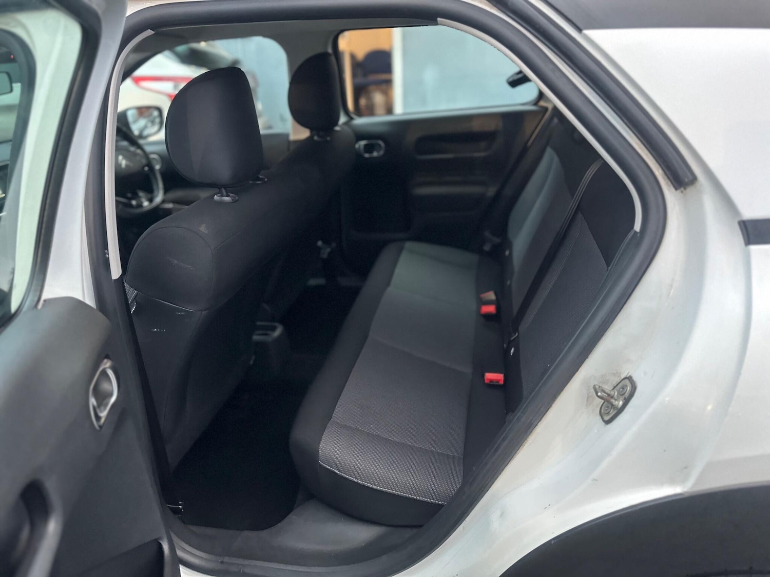 Used Citroen C4 Cactus 2015 for sale - 76667020: Photo 27