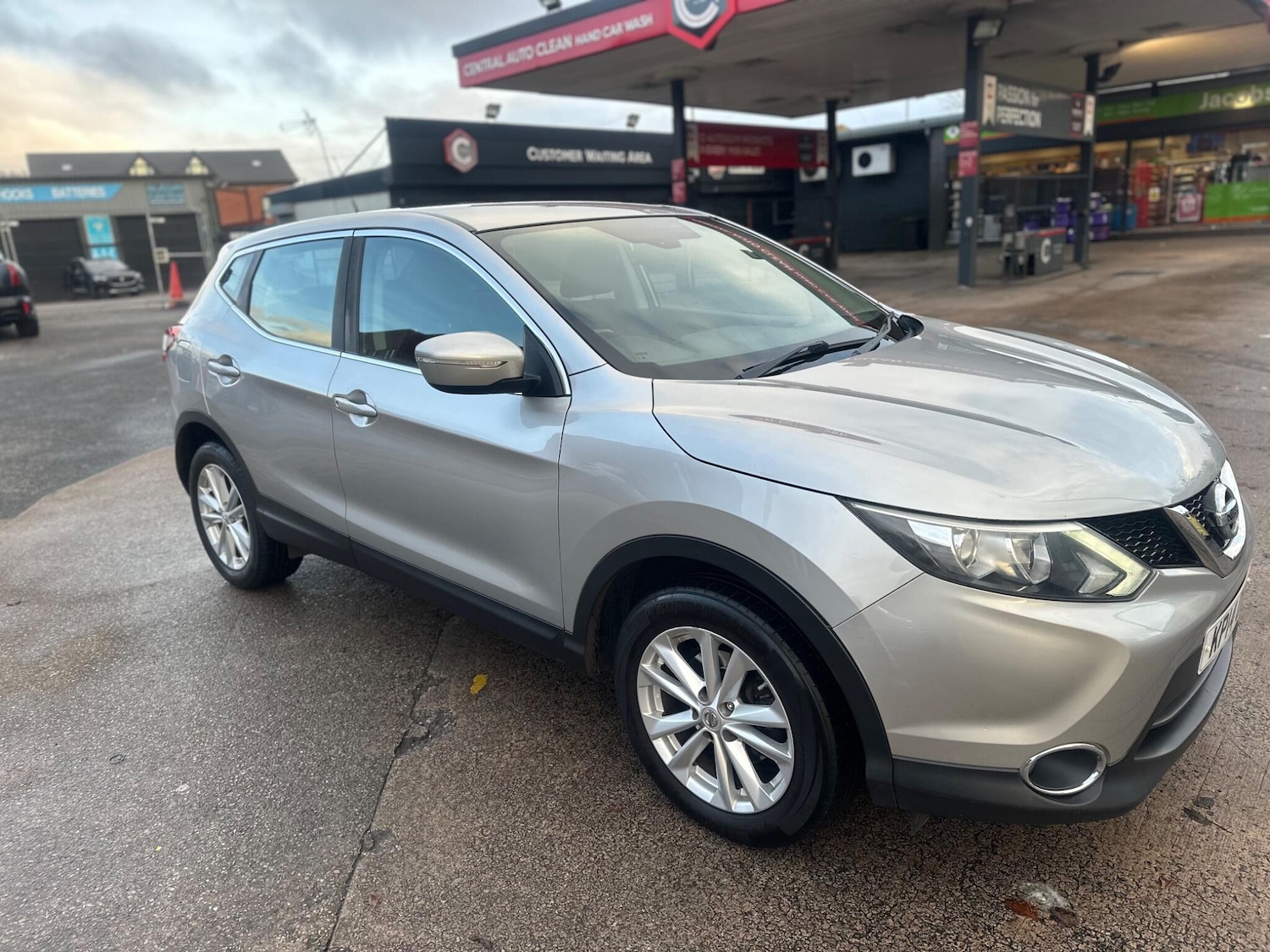 Used Nissan Qashqai 2014 for sale - 77605049: Photo 12