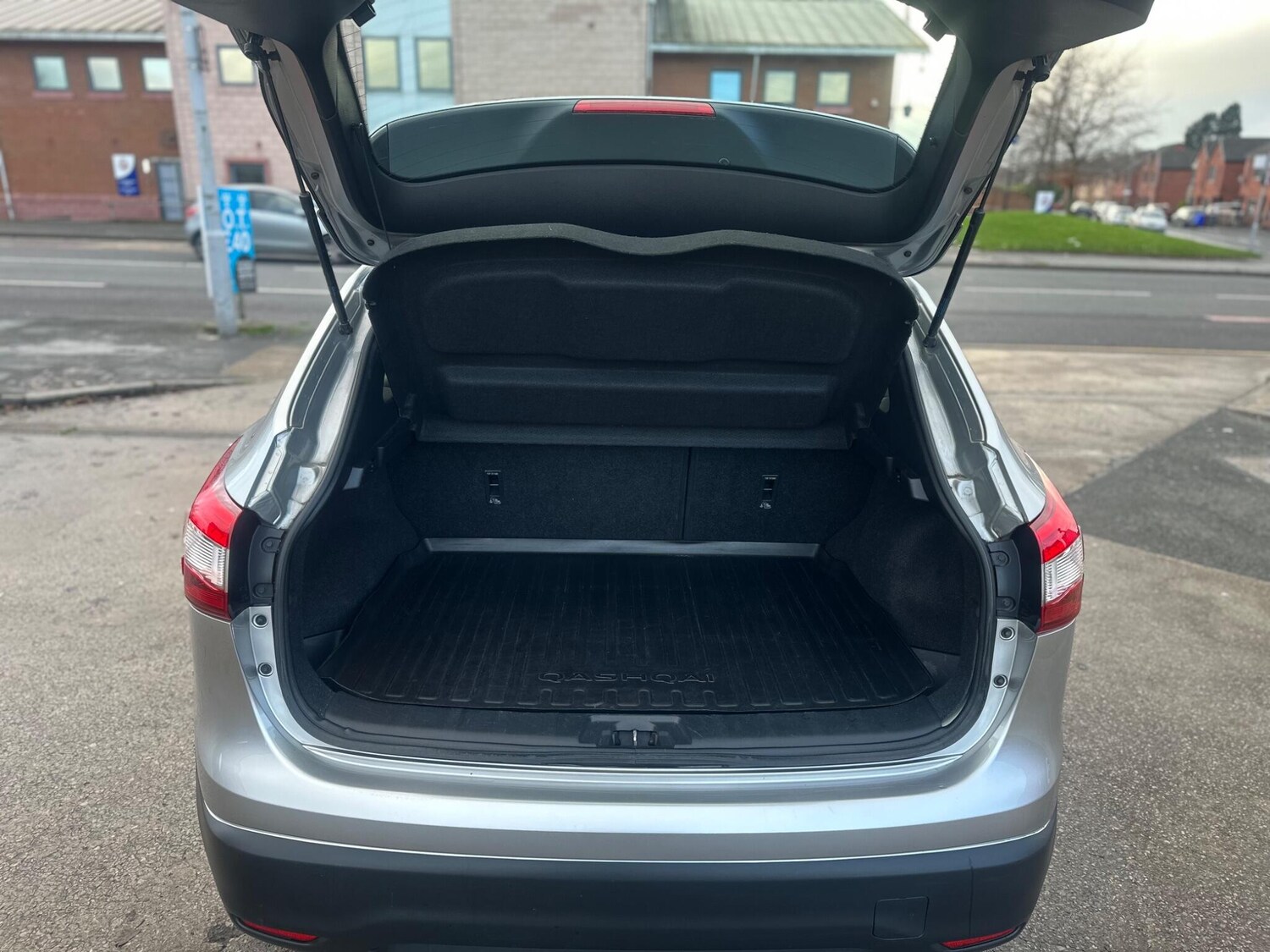 Used Nissan Qashqai 2014 for sale - 77605049: Photo 22