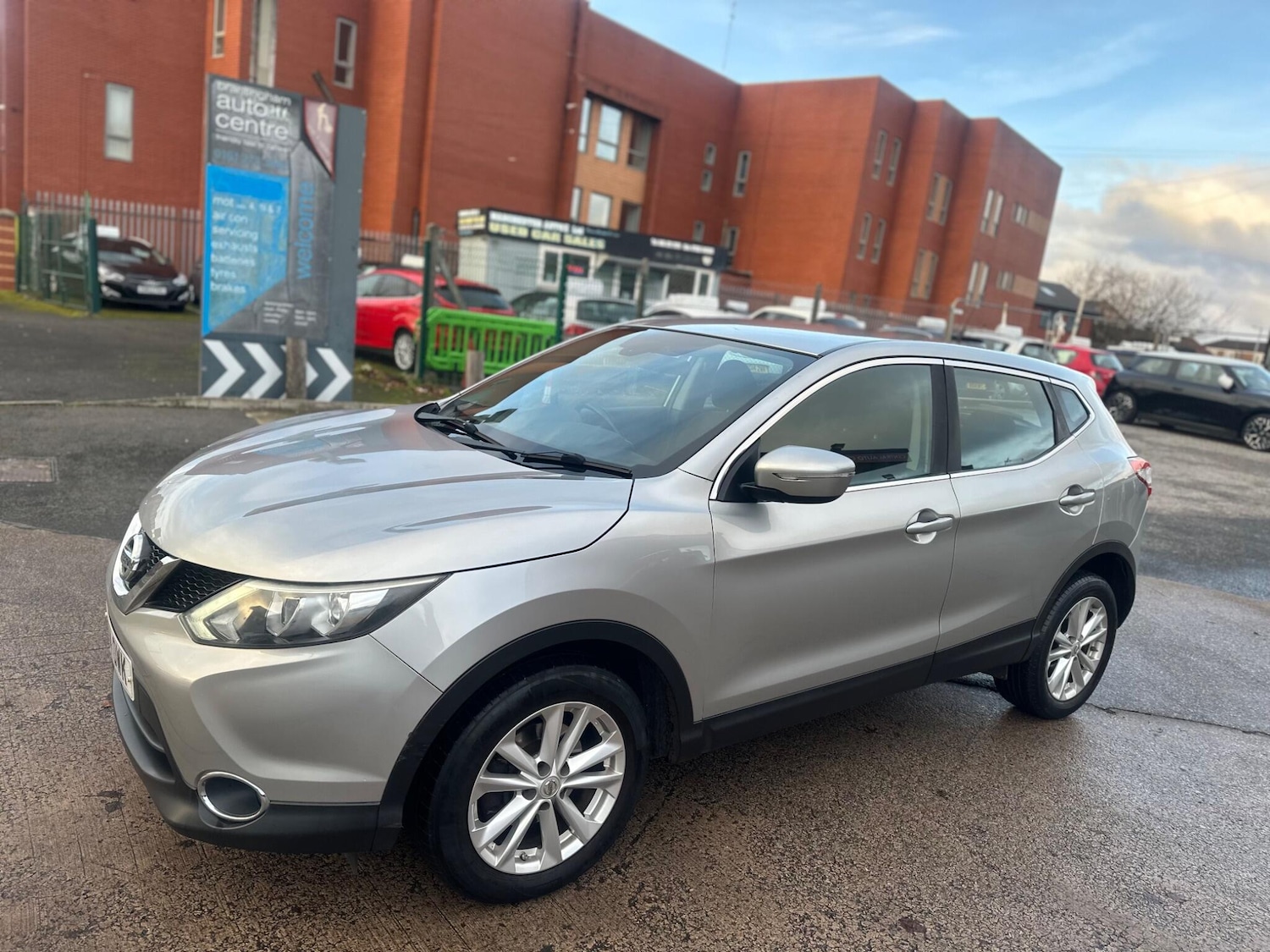 Used Nissan Qashqai 2014 for sale - 77605049: Photo 8