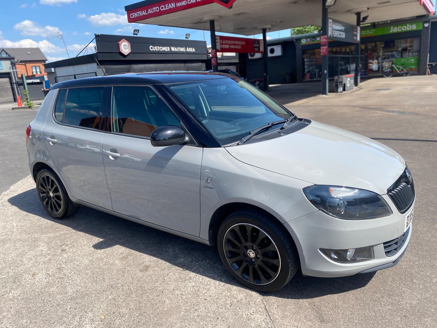 Vehicle 29