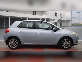 Used Toyota Auris 2009 for sale - 76094540: Photo