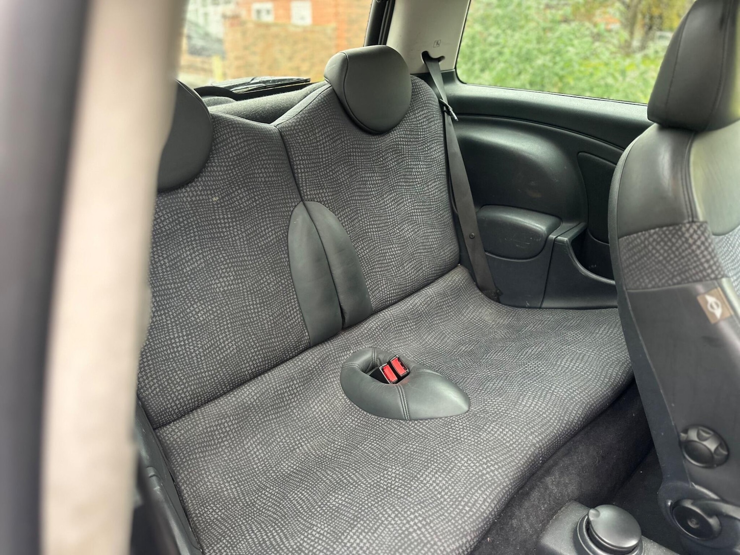 Used MINI Hatch 2004 for sale - 76380780: Photo 22