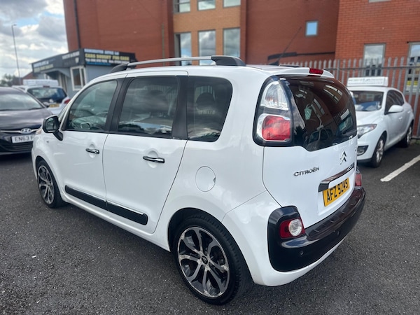 Used Citroen C3 Picasso 2010 for sale - 75670403: Photo 11