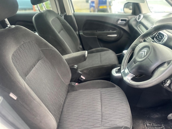 Used Citroen C3 Picasso 2010 for sale - 75670403: Photo 17