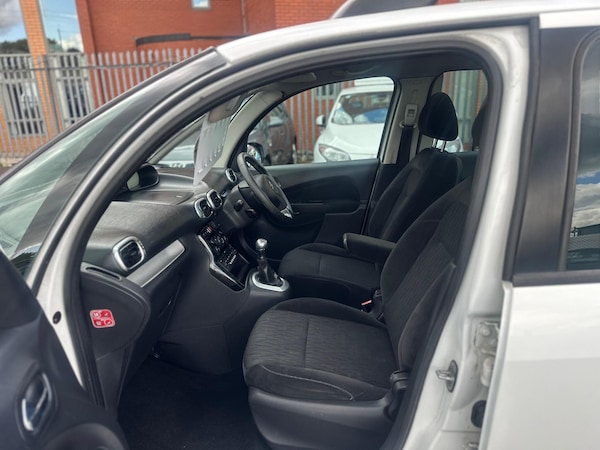 Used Citroen C3 Picasso 2010 for sale - 75670403: Photo 21