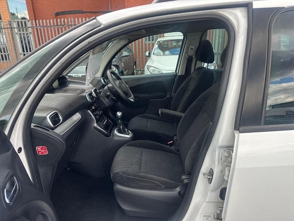Used Citroen C3 Picasso 2010 for sale - 75670403: Photo 23