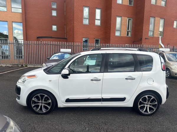Used Citroen C3 Picasso 2010 for sale - 75670403: Photo 28