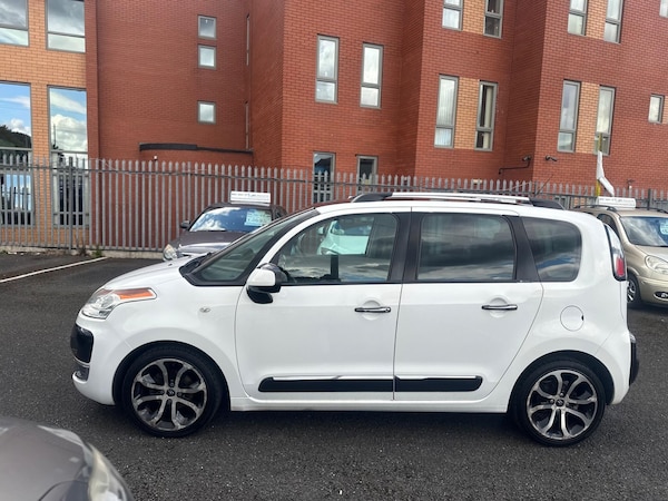 Used Citroen C3 Picasso 2010 for sale - 75670403: Photo 3