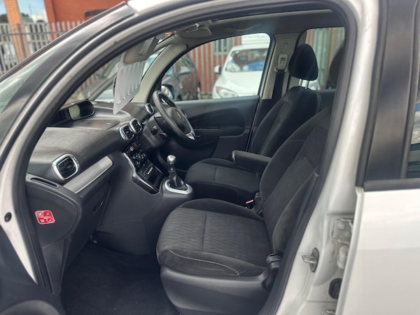 Used Citroen C3 Picasso 2010 for sale - 75670403: Photo 5