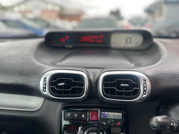 Used Citroen C3 Picasso 2010 for sale - 75670403: Photo 8
