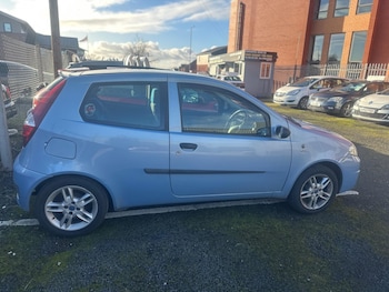 Used Fiat Punto 2005 for sale - 77091108: Photo