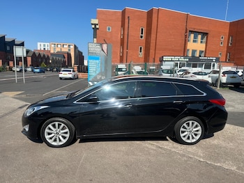 Used Hyundai i40 2014 for sale - 76887484: Photo