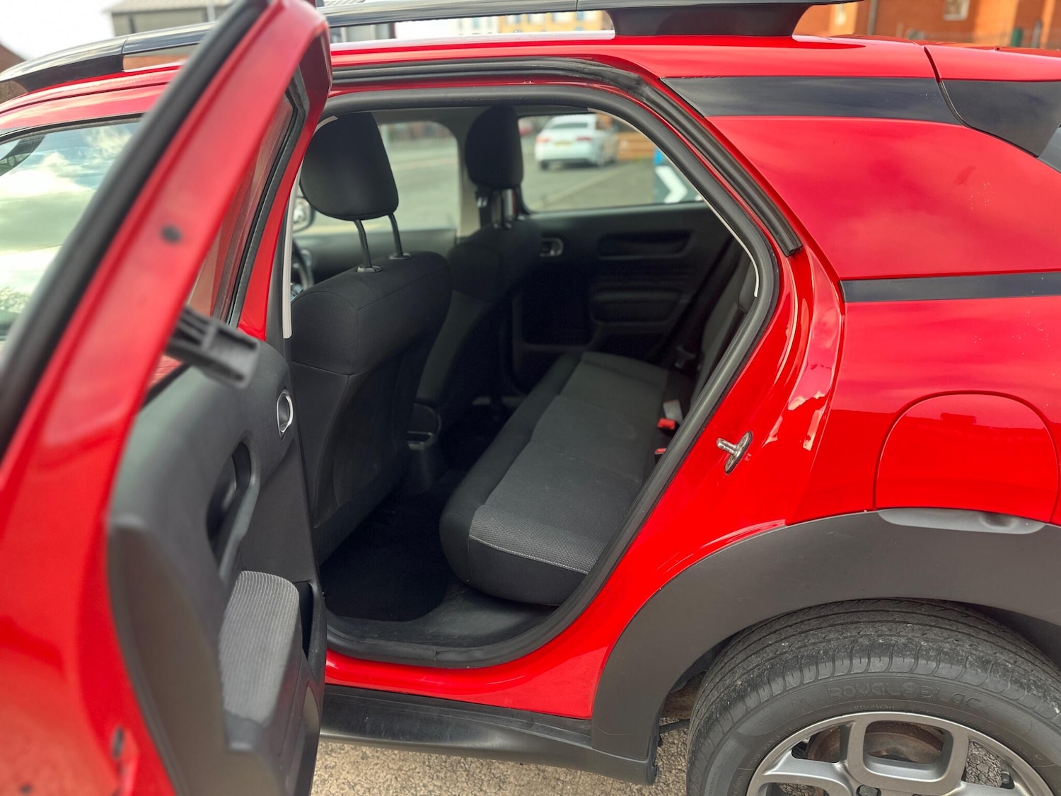 Used Citroen C4 Cactus 2015 for sale - 77605043: Photo 13