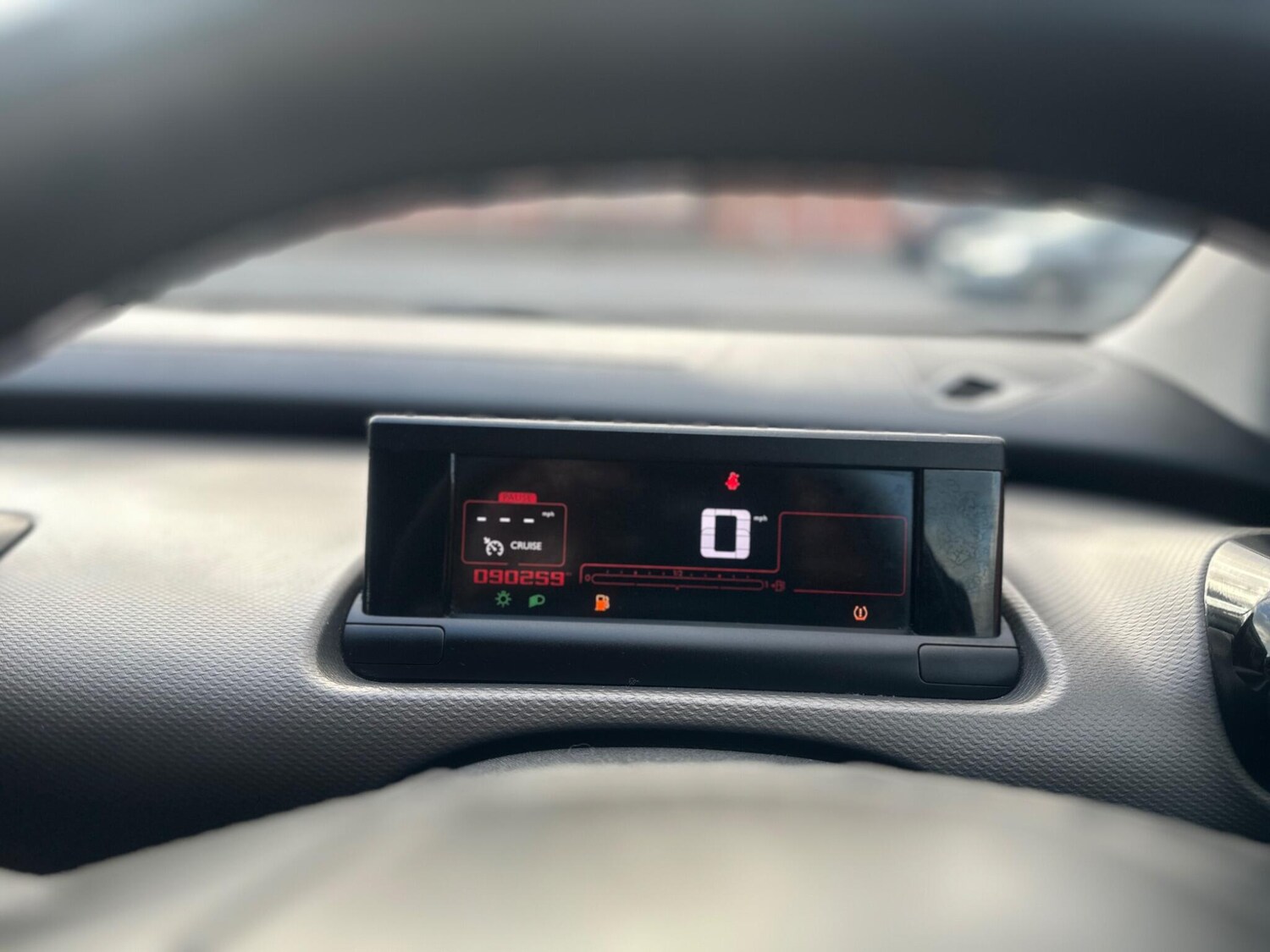 Used Citroen C4 Cactus 2015 for sale - 77605043: Photo 37