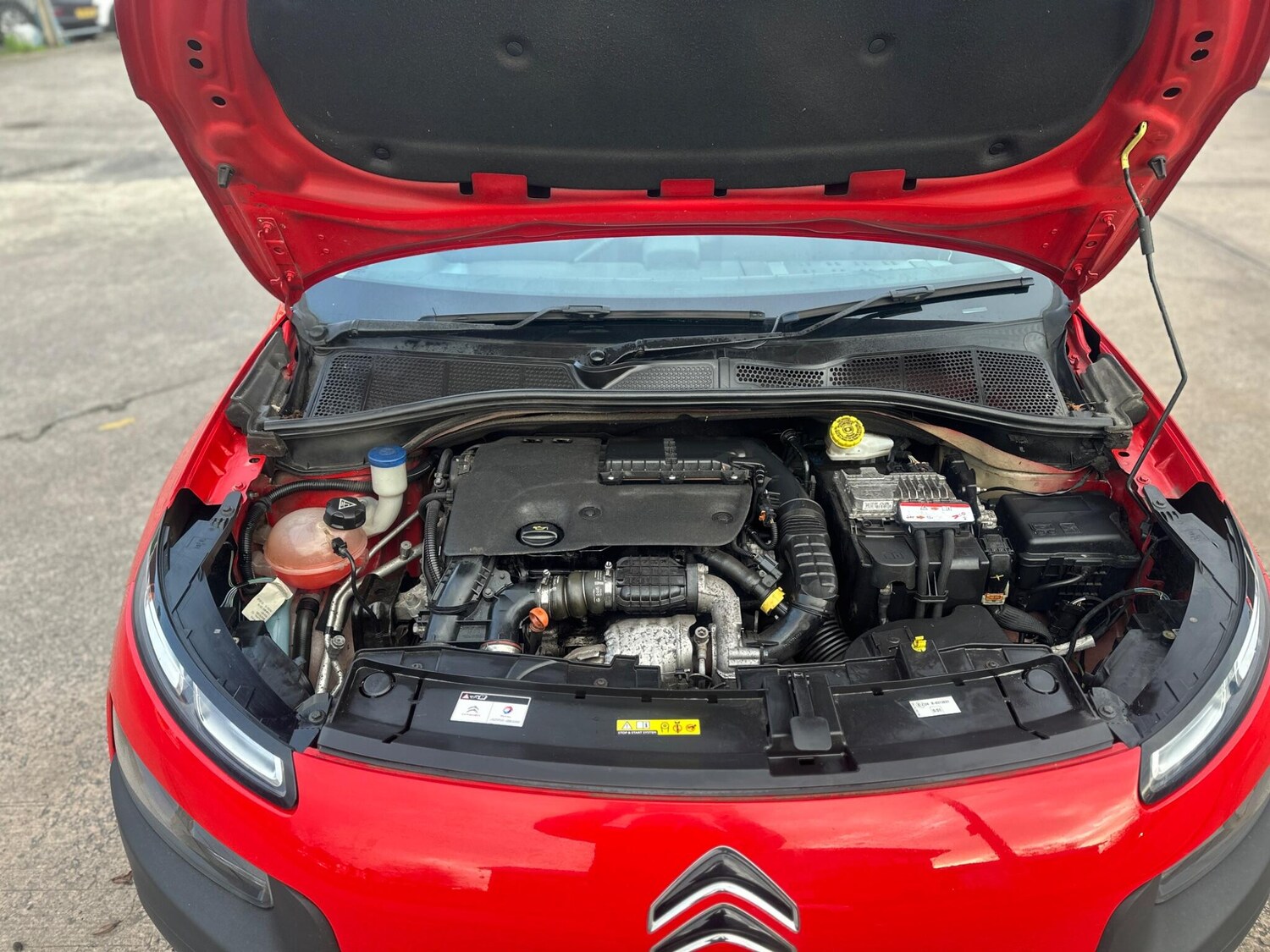 Used Citroen C4 Cactus 2015 for sale - 77605043: Photo 9