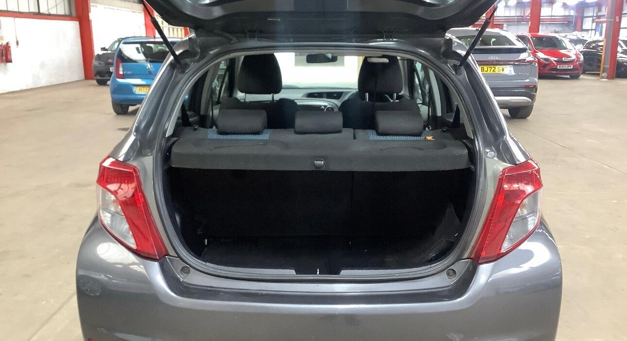 Used Toyota Yaris 2013 for sale - 76446567: Photo 7