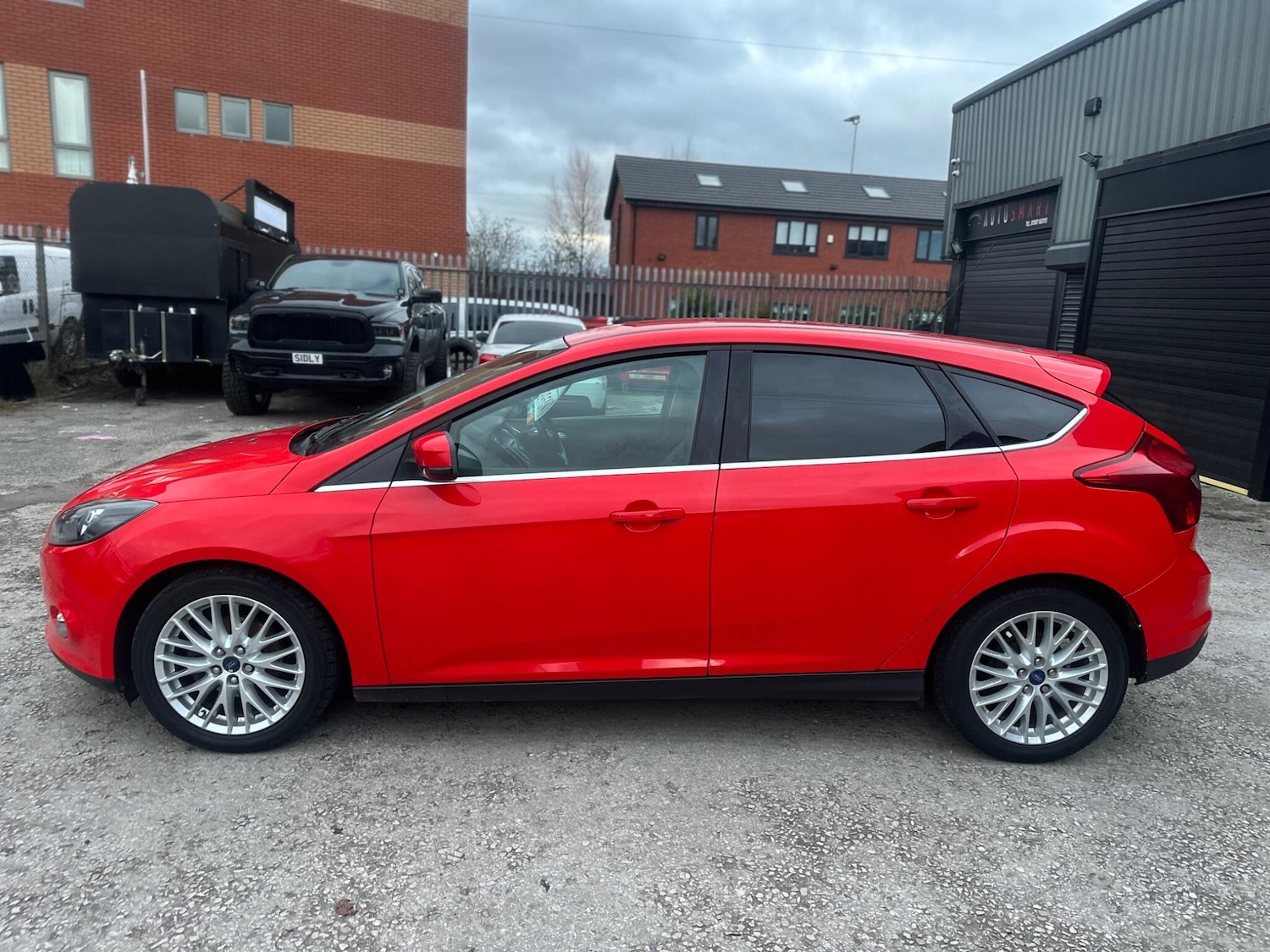 Used Ford Focus 2014 for sale - 77605050: Photo 3
